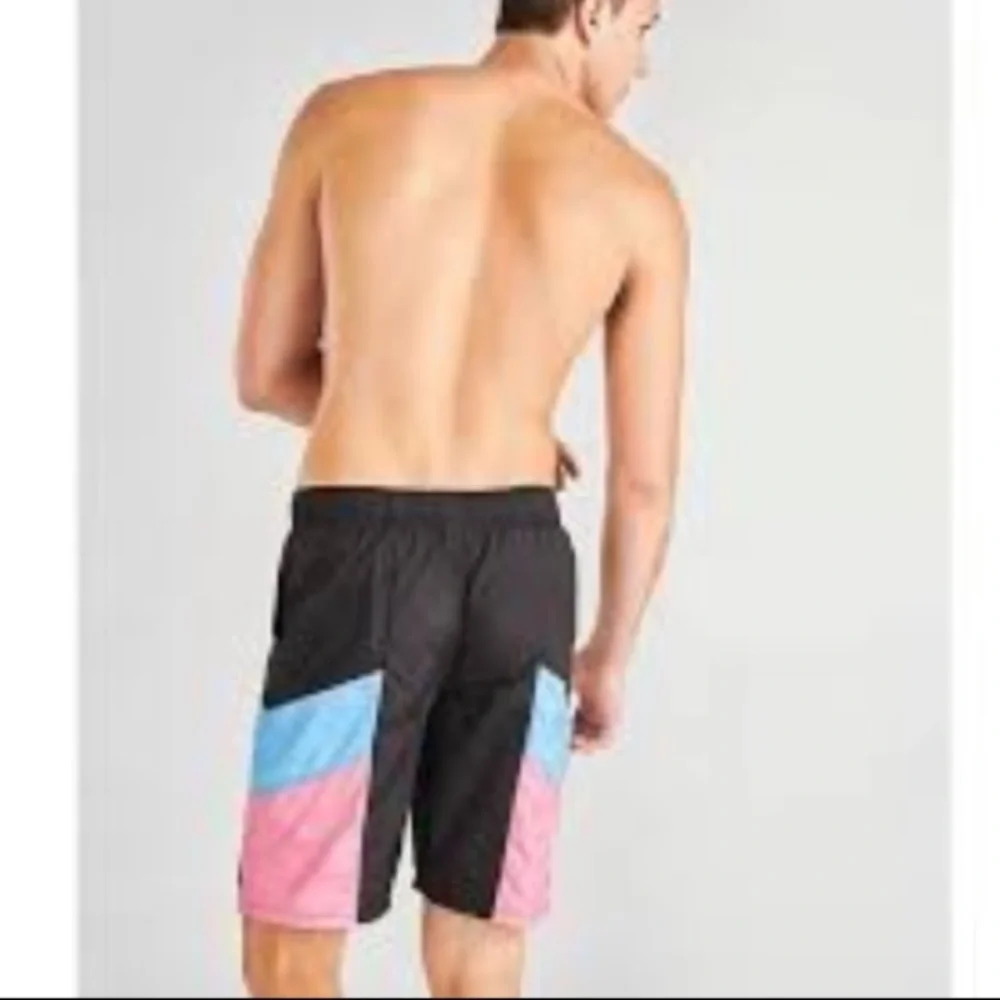 ELLESSE MEN’S HERITAGE EVENDO SWIM SHORT BLACK/PINK/BLUE BATHING SUIT SHORT